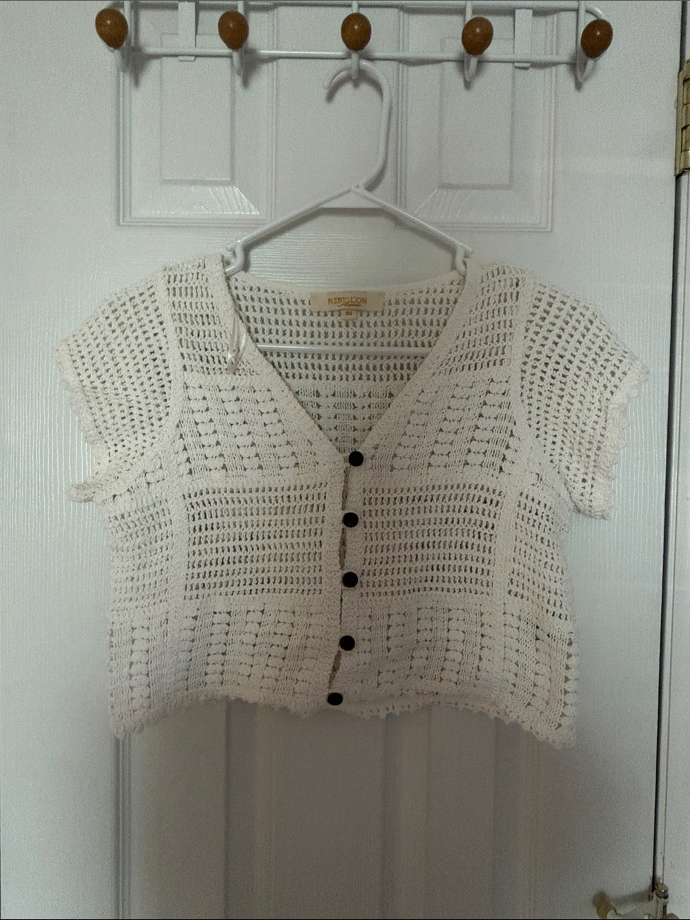 Women’s Crochet Button-Front Short Sleeve cropped